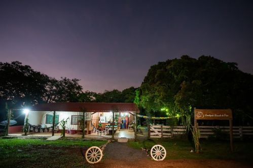 Cavalgada noturna Recanto do Peão Bonito MS Cavalgada noturna Recanto do Peão Bonito MS